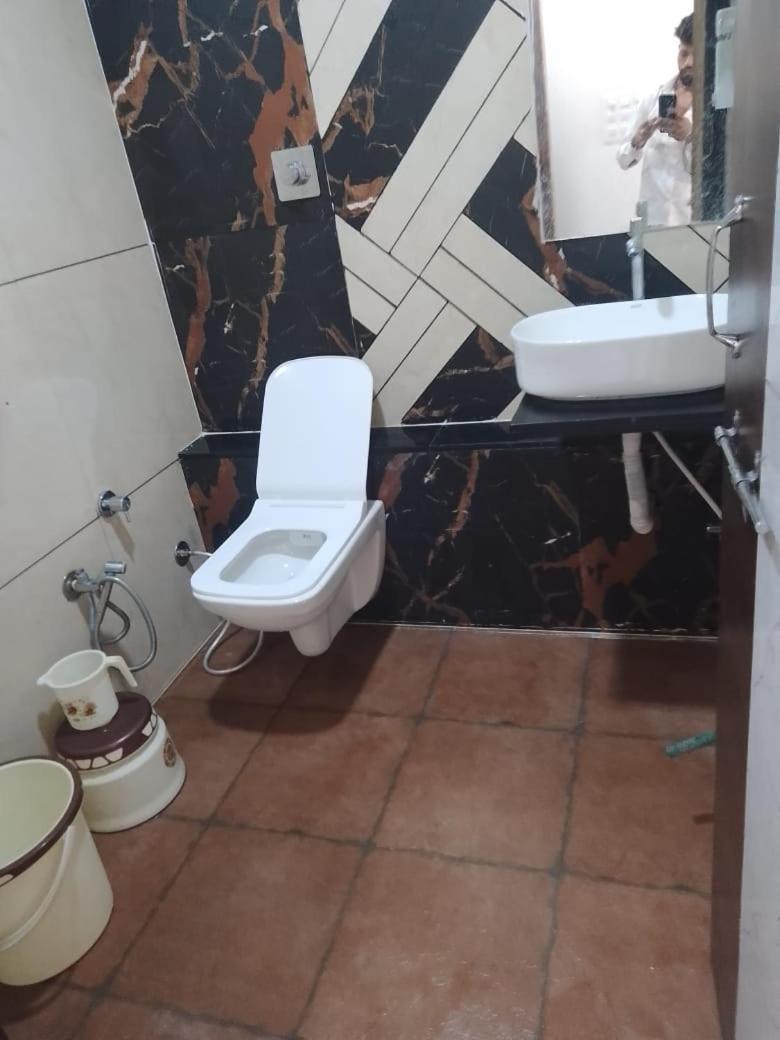 Hotel Shree Shyam Sharnam Godarpura Экстерьер фото